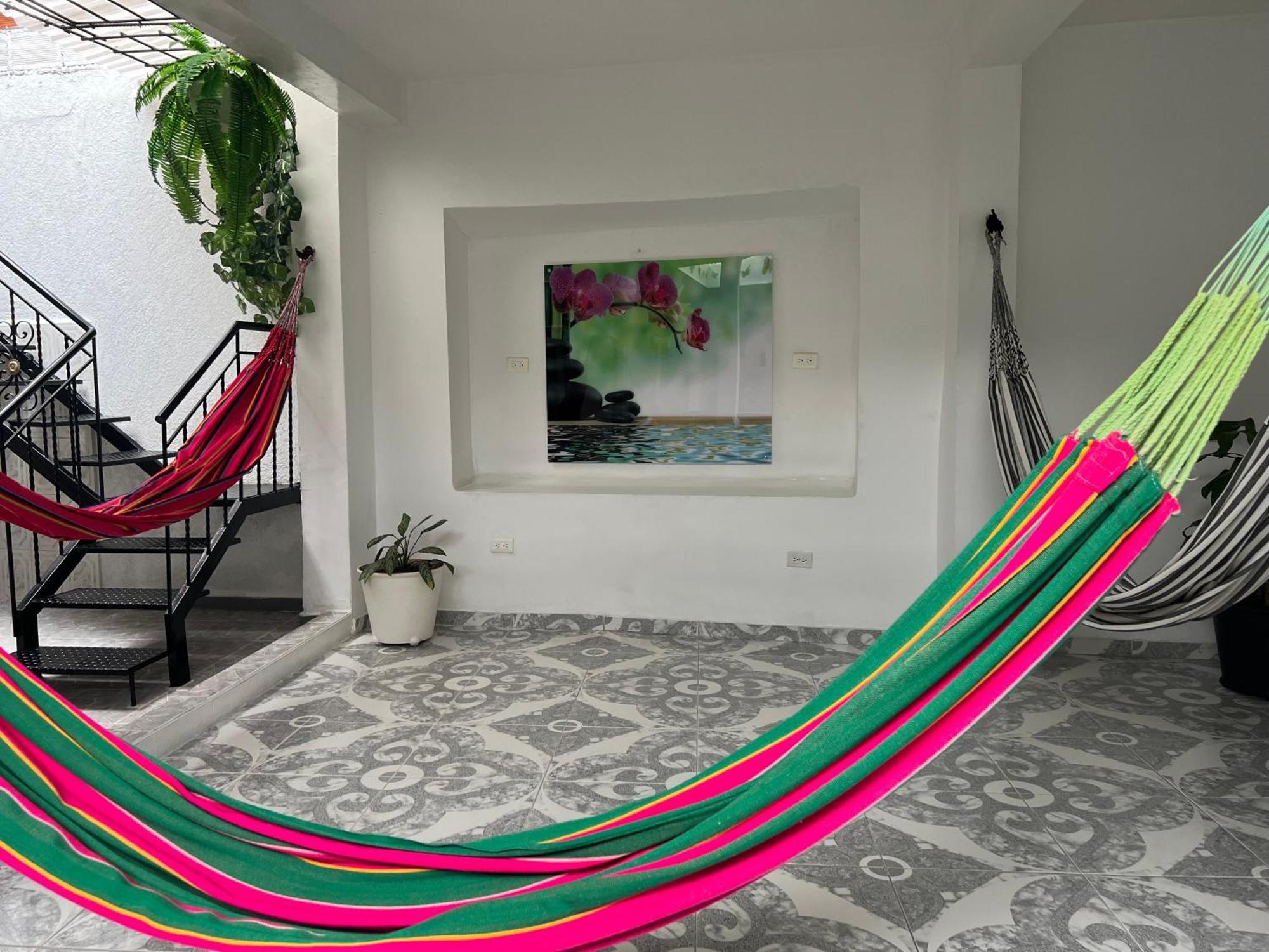Helena Hostel Cali Kültér fotó